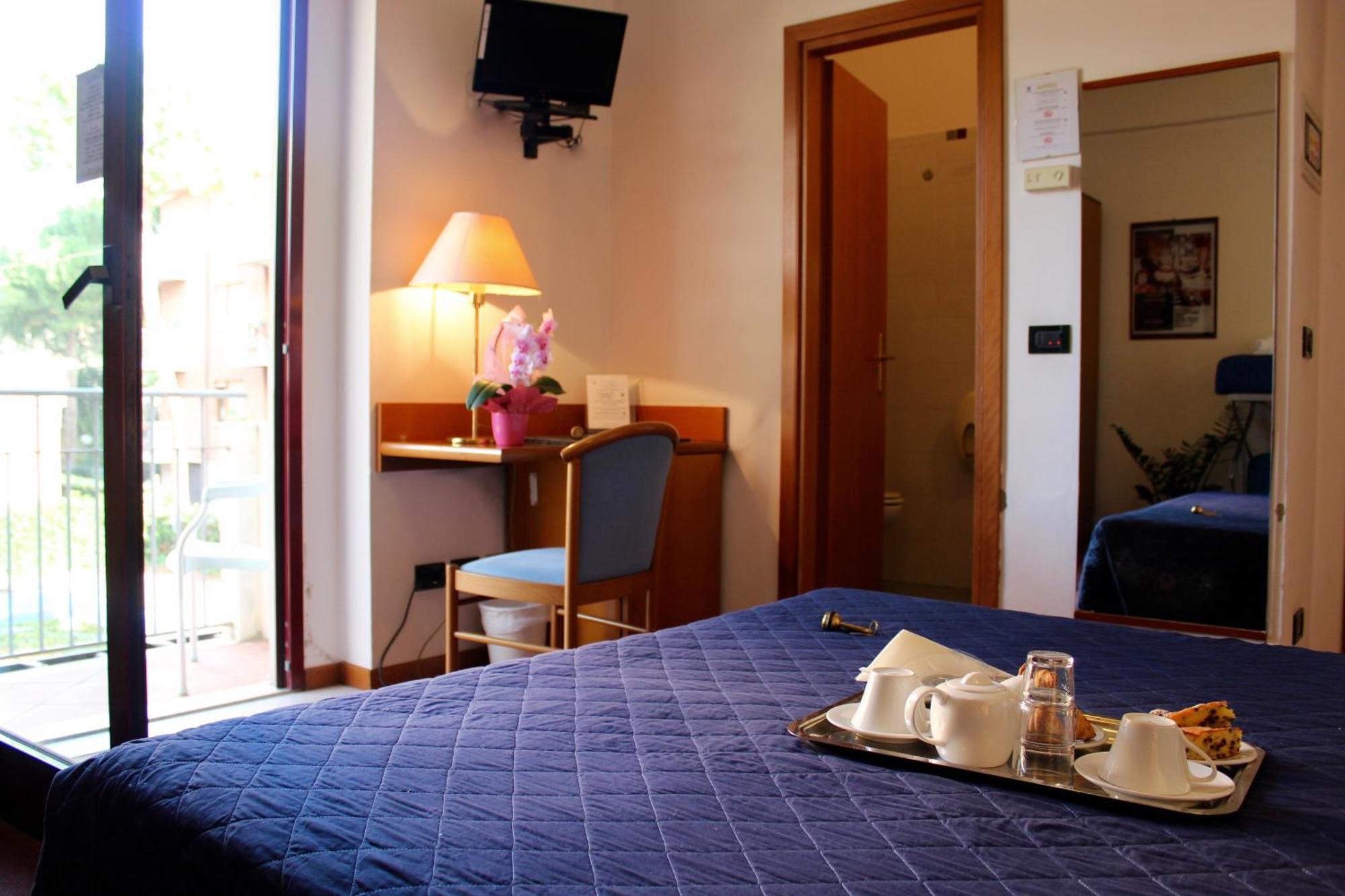Arcangelo Roof Hotel Римини Экстерьер фото