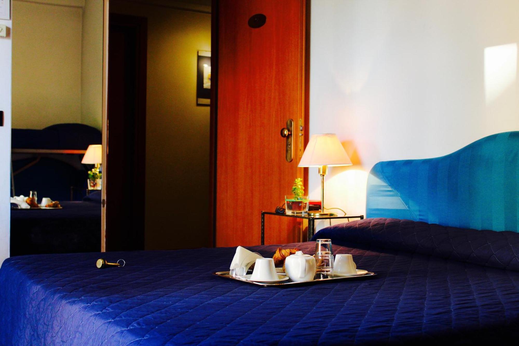 Arcangelo Roof Hotel Римини Экстерьер фото