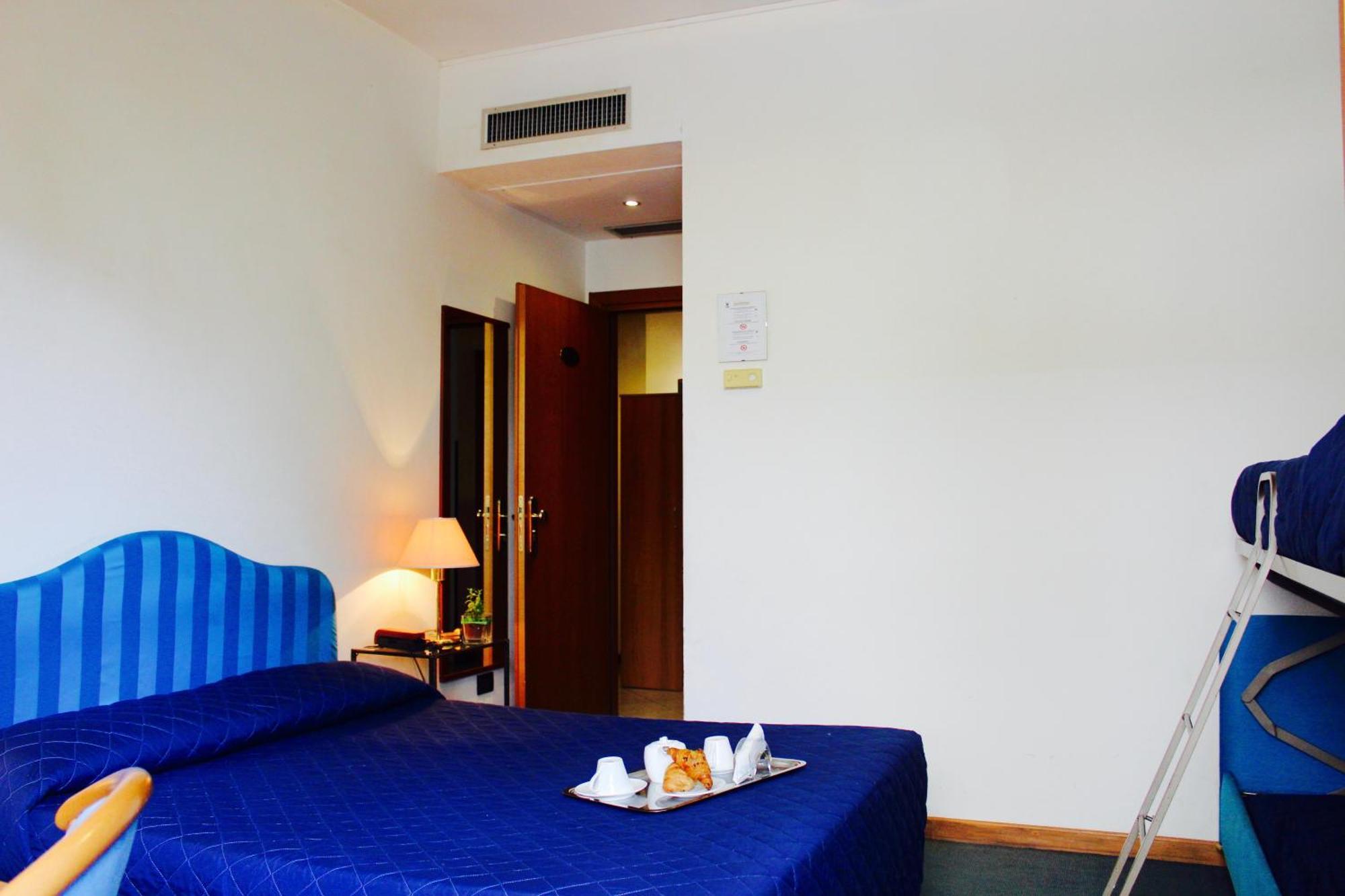 Arcangelo Roof Hotel Римини Экстерьер фото