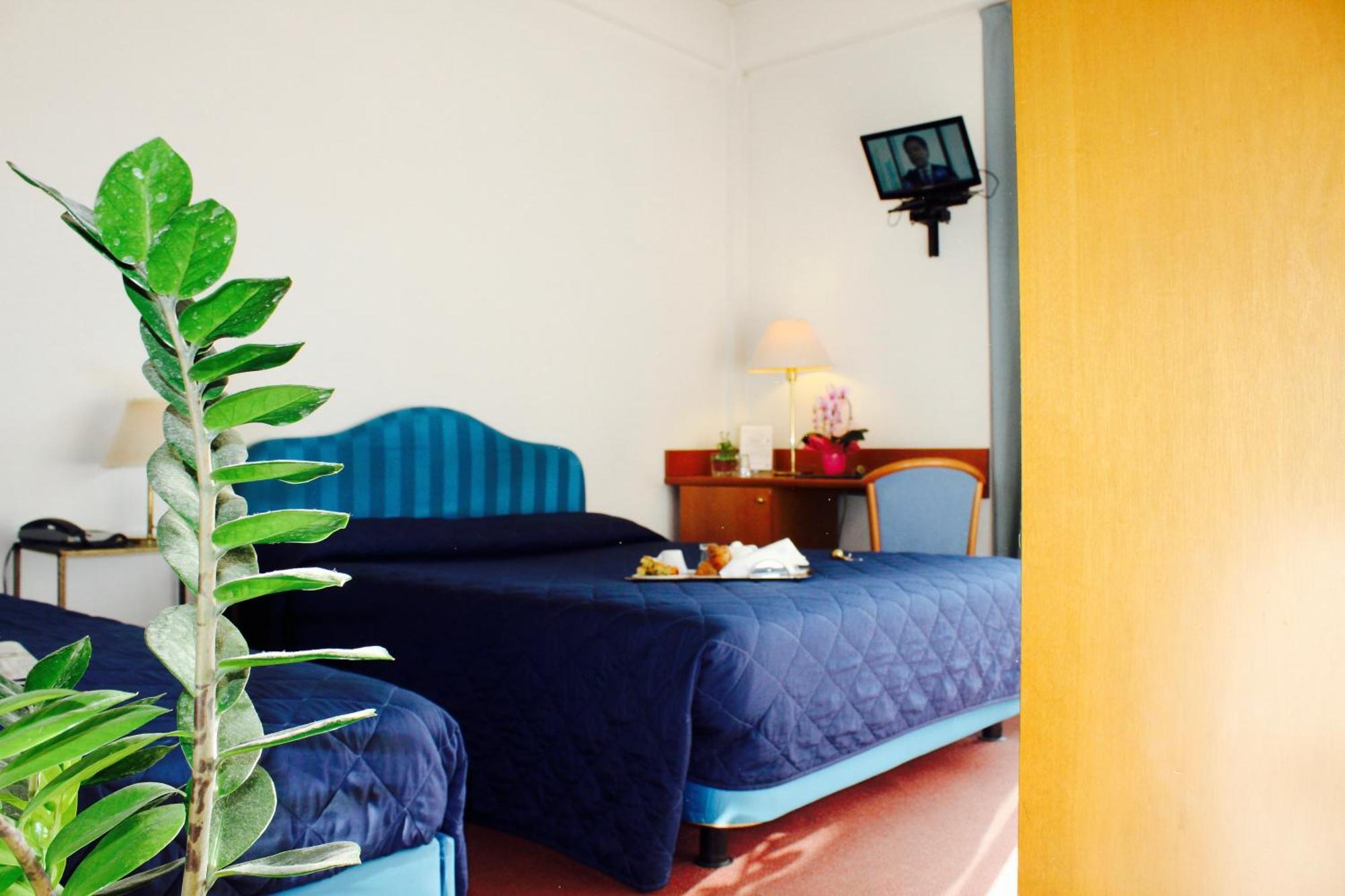 Arcangelo Roof Hotel Римини Экстерьер фото