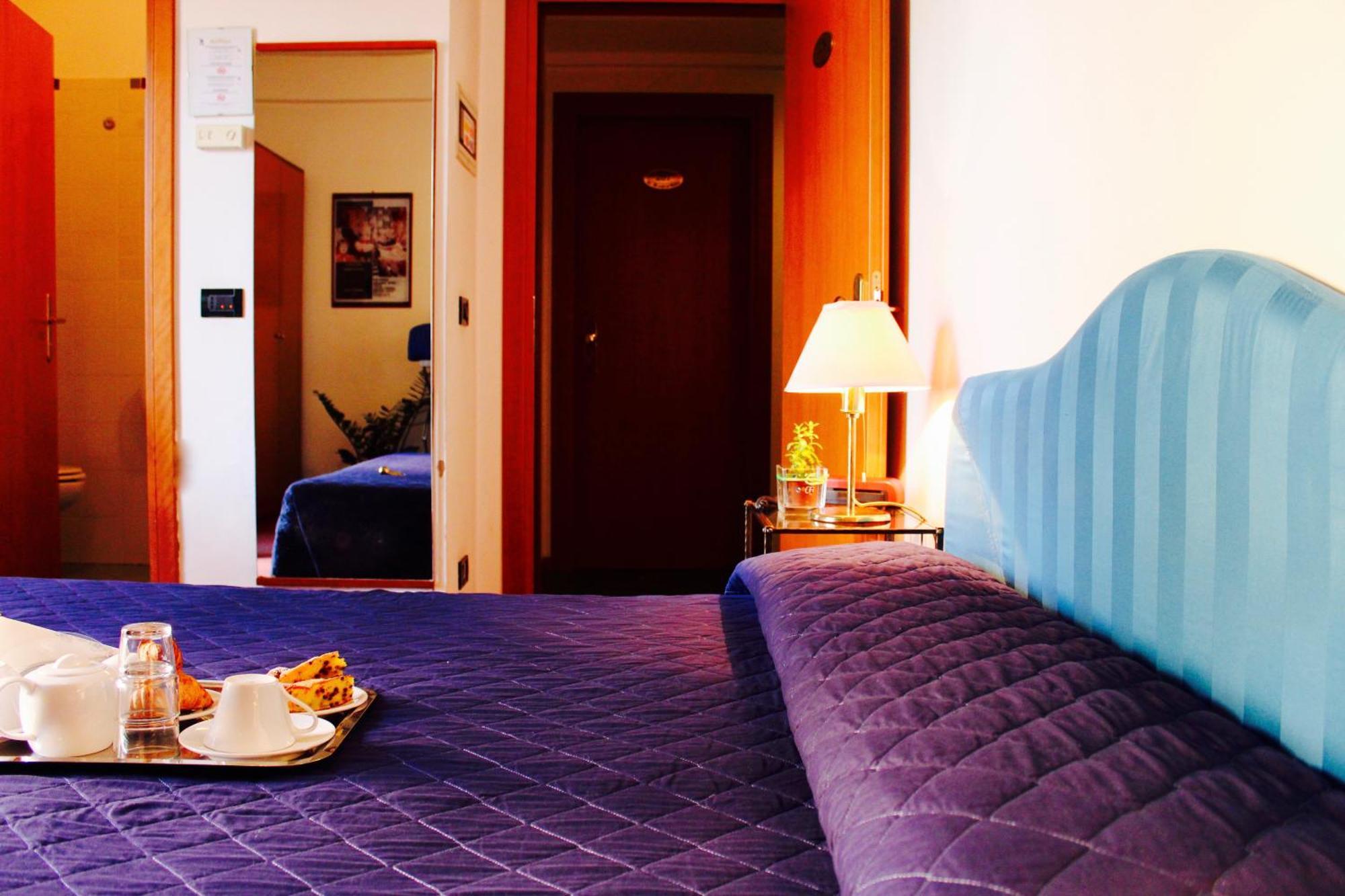 Arcangelo Roof Hotel Римини Экстерьер фото
