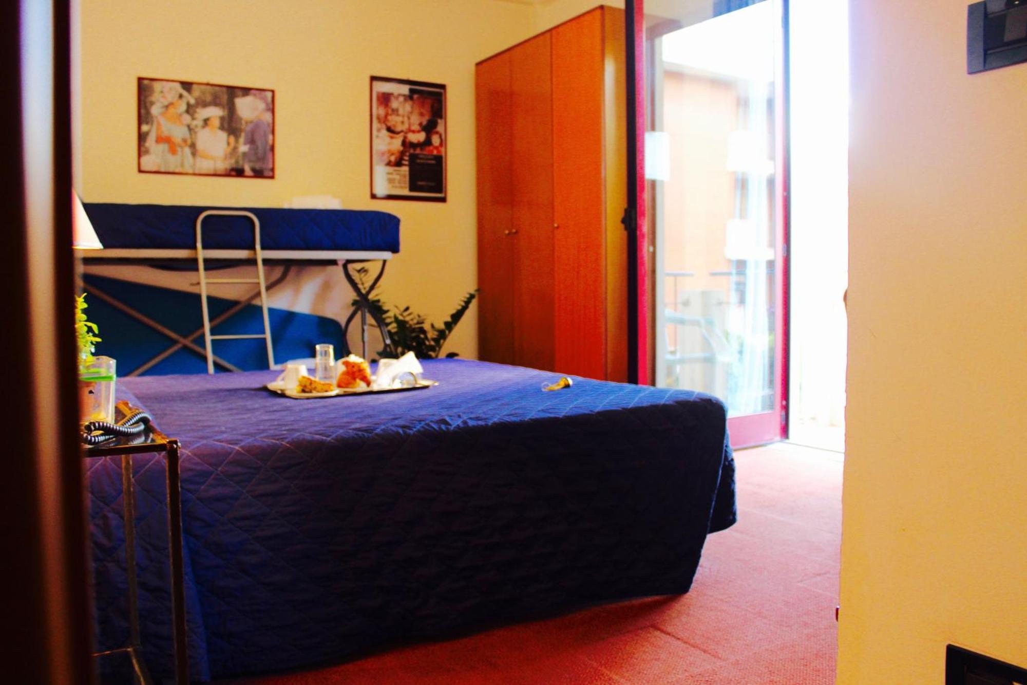 Arcangelo Roof Hotel Римини Экстерьер фото